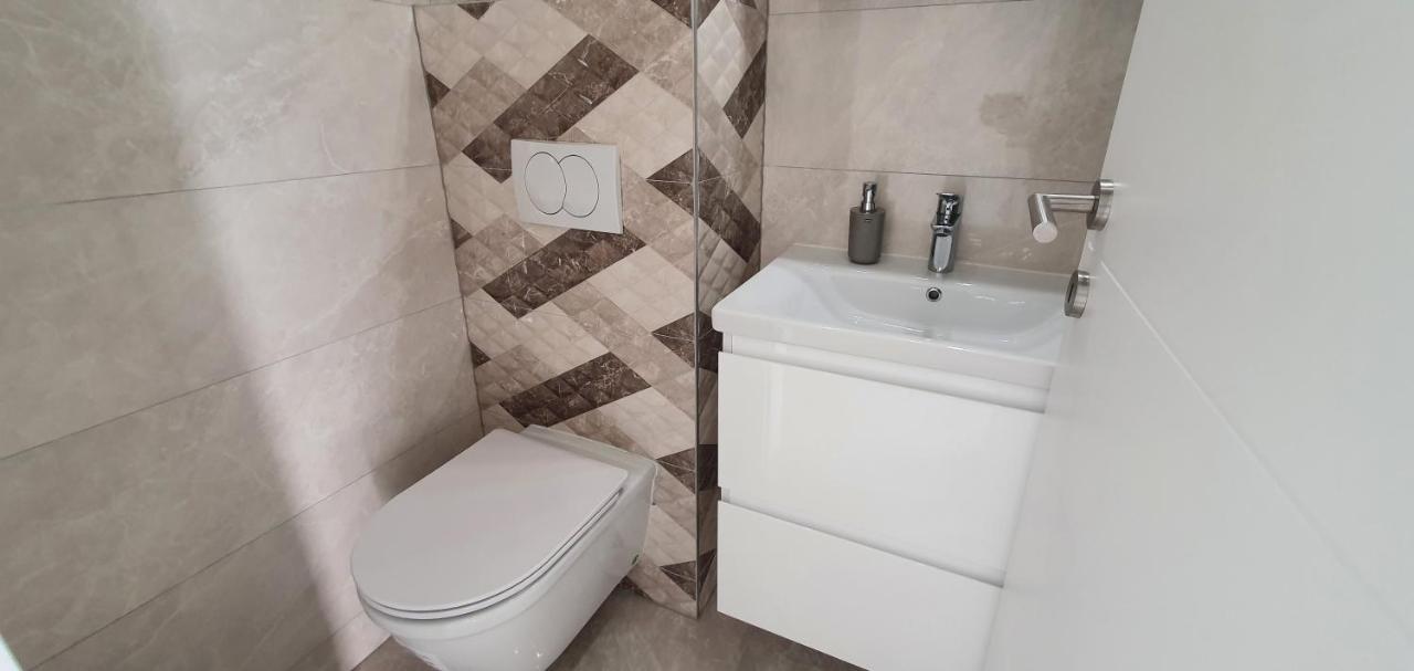 Seahorse Luxury Apartment With Pool And Sea View Novalja Extérieur photo