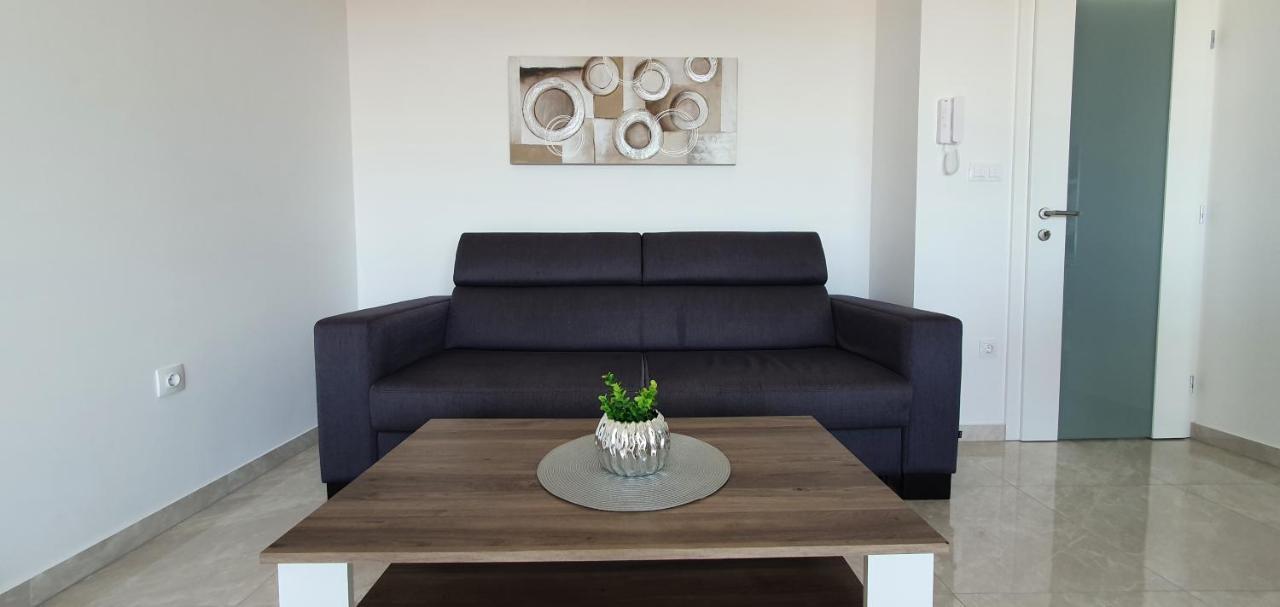 Seahorse Luxury Apartment With Pool And Sea View Novalja Extérieur photo